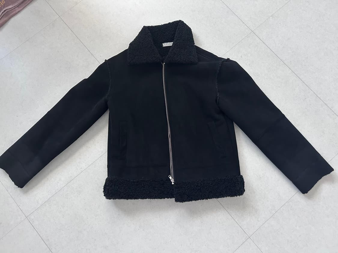 무스탕 블랙 상품이미지1