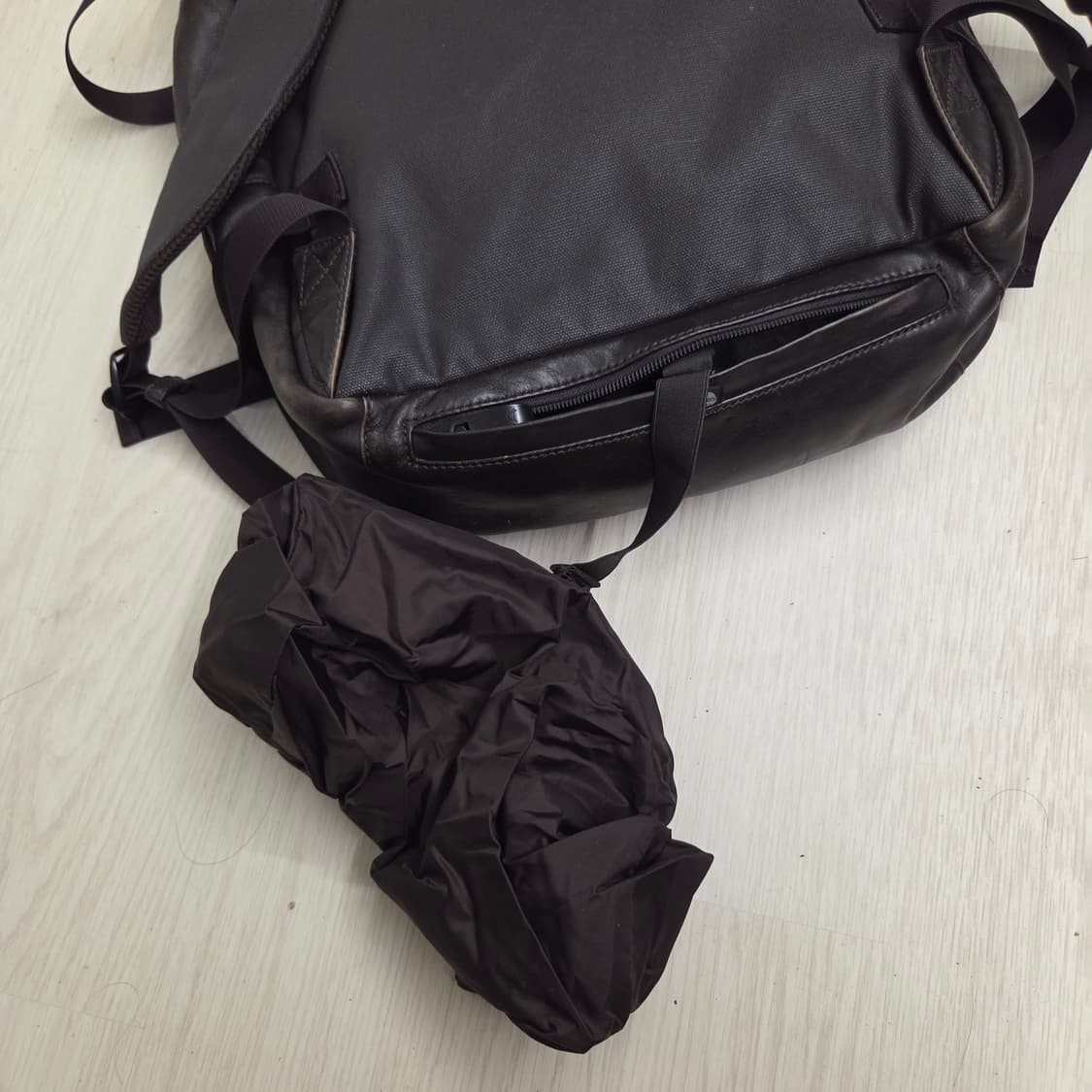 만다리나덕 가죽  백팩  방수팩 상품이미지8