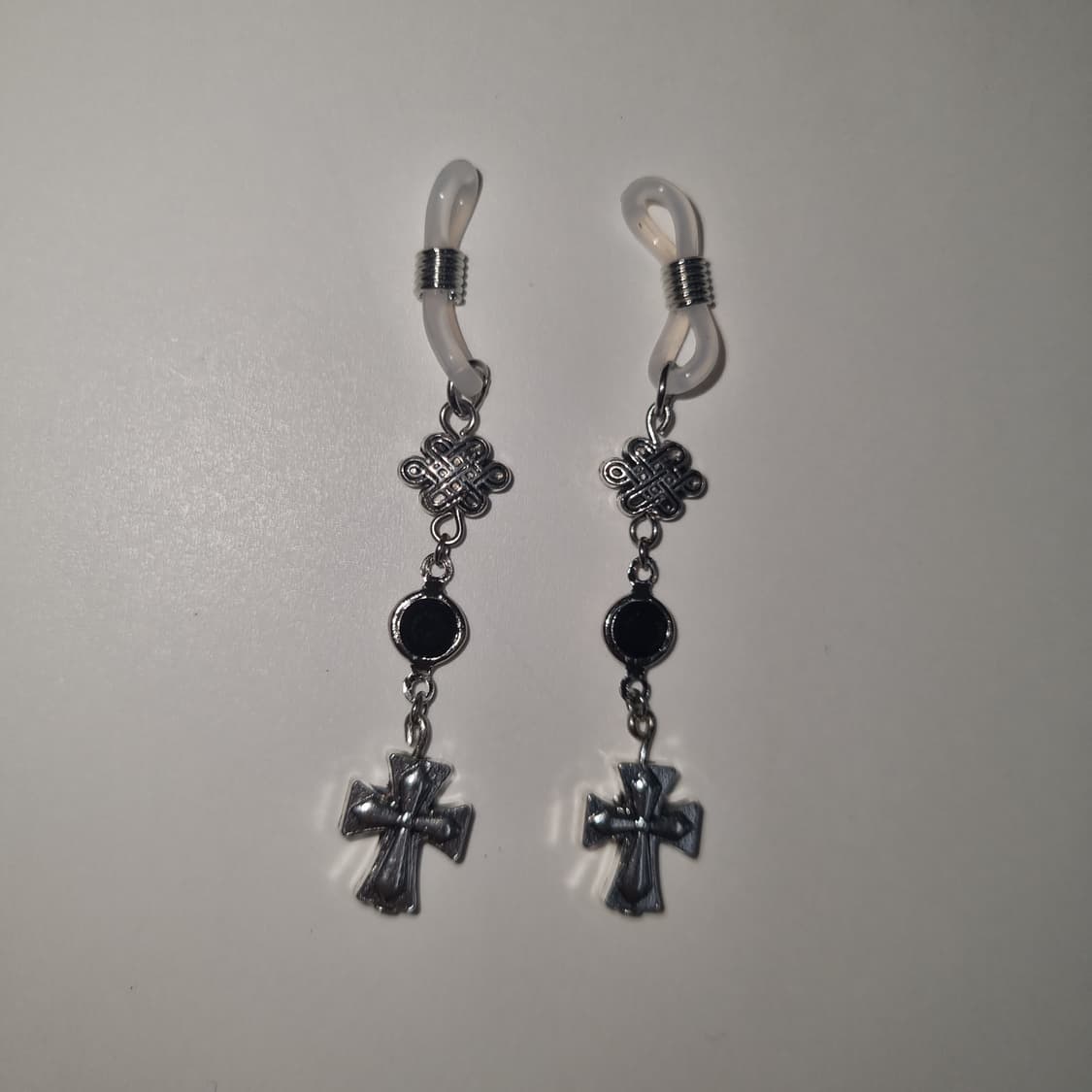 Silver Cross glasses charm (white/black) 상품이미지4