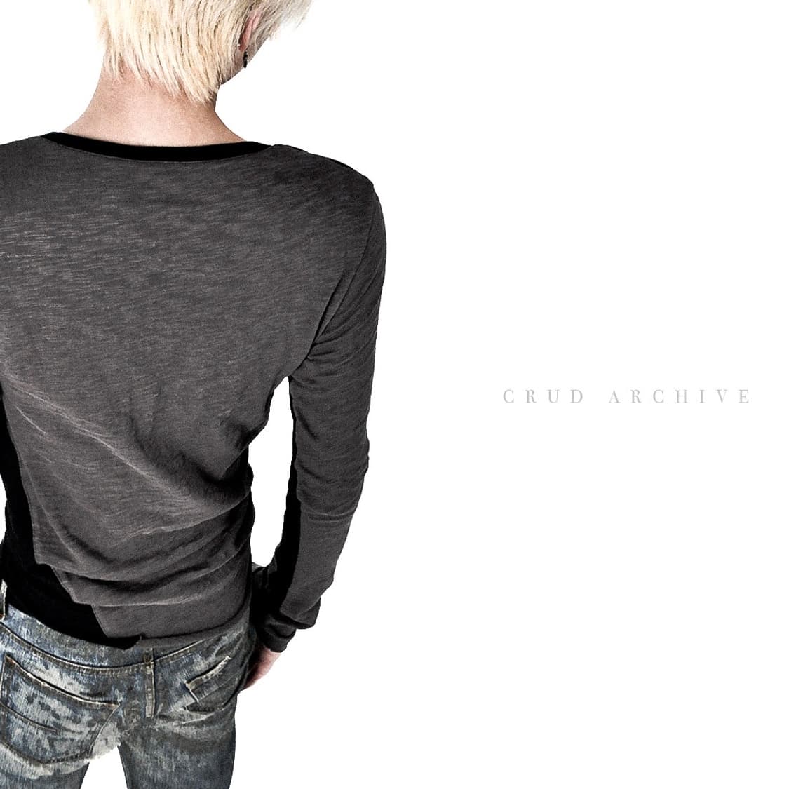 Made* Twisted Asymmetric Long Sleeve 상품이미지5