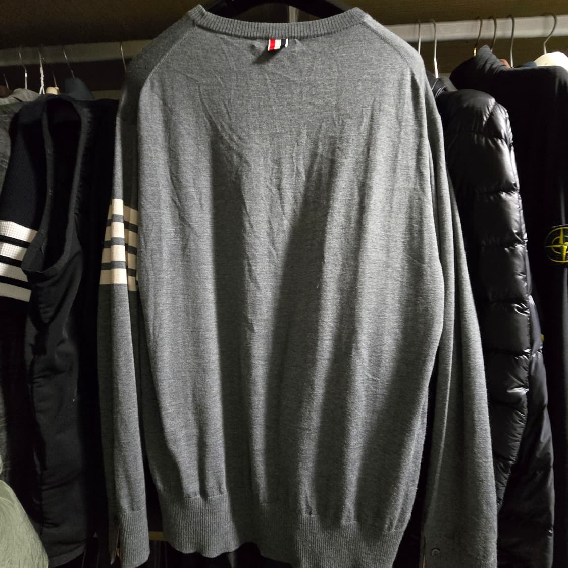 톰브라운 메리노울 가디건 그레이 & 맨투맨 메리노울 니트 상품이미지7