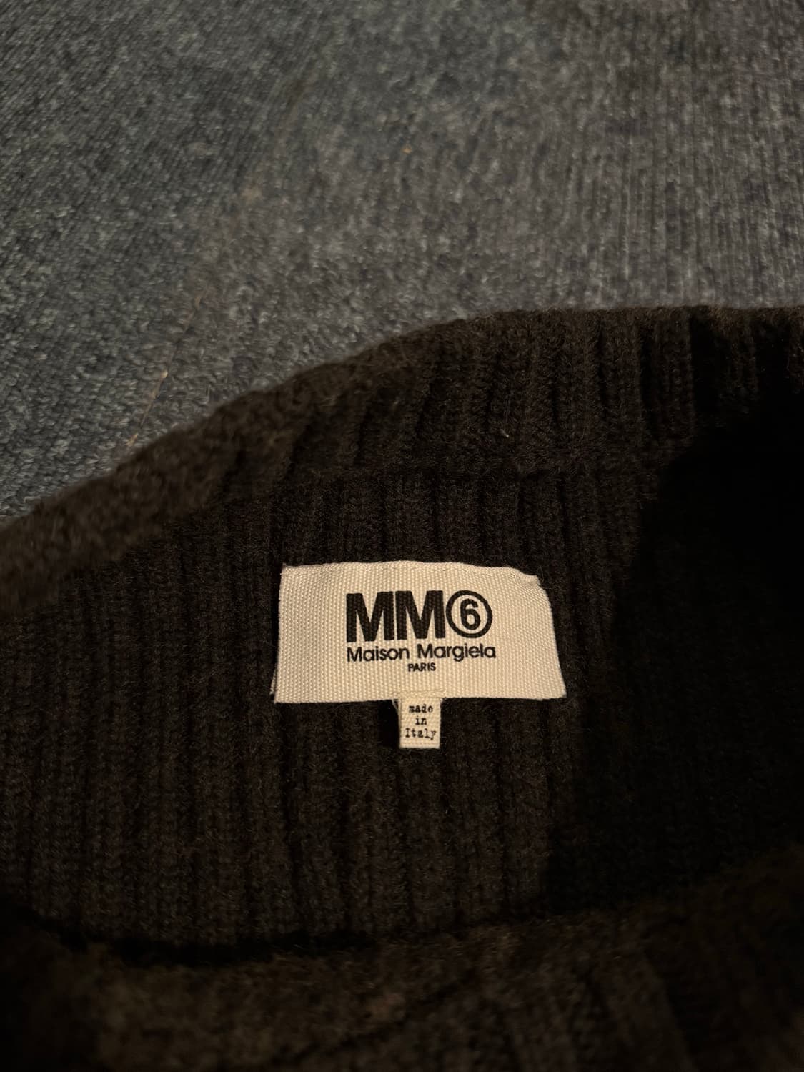 마르지엘라 Mm6 디스트로이드 니트 블랙 size : L 상품이미지5