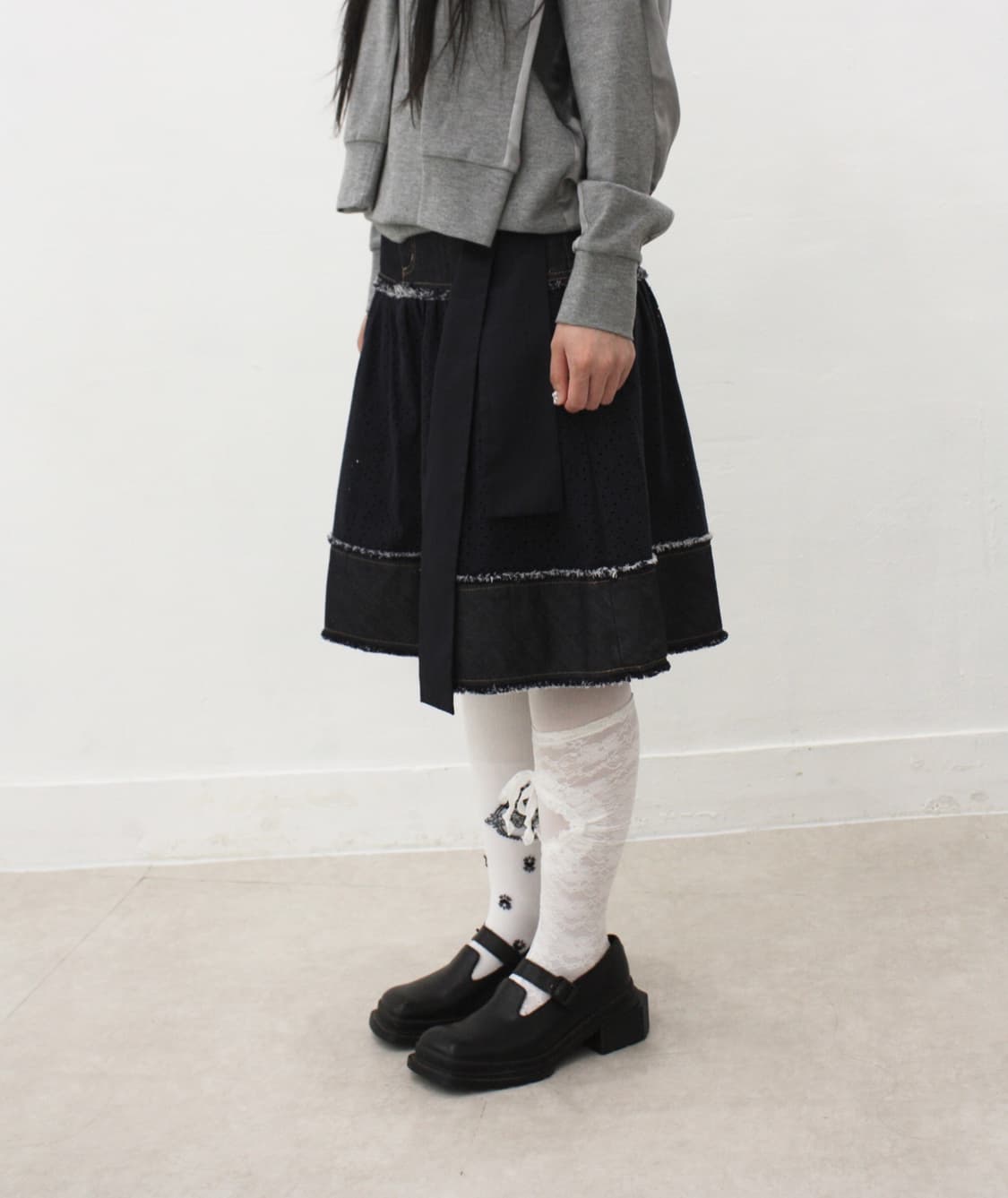 vtg denim ribbon skirt 상품이미지3