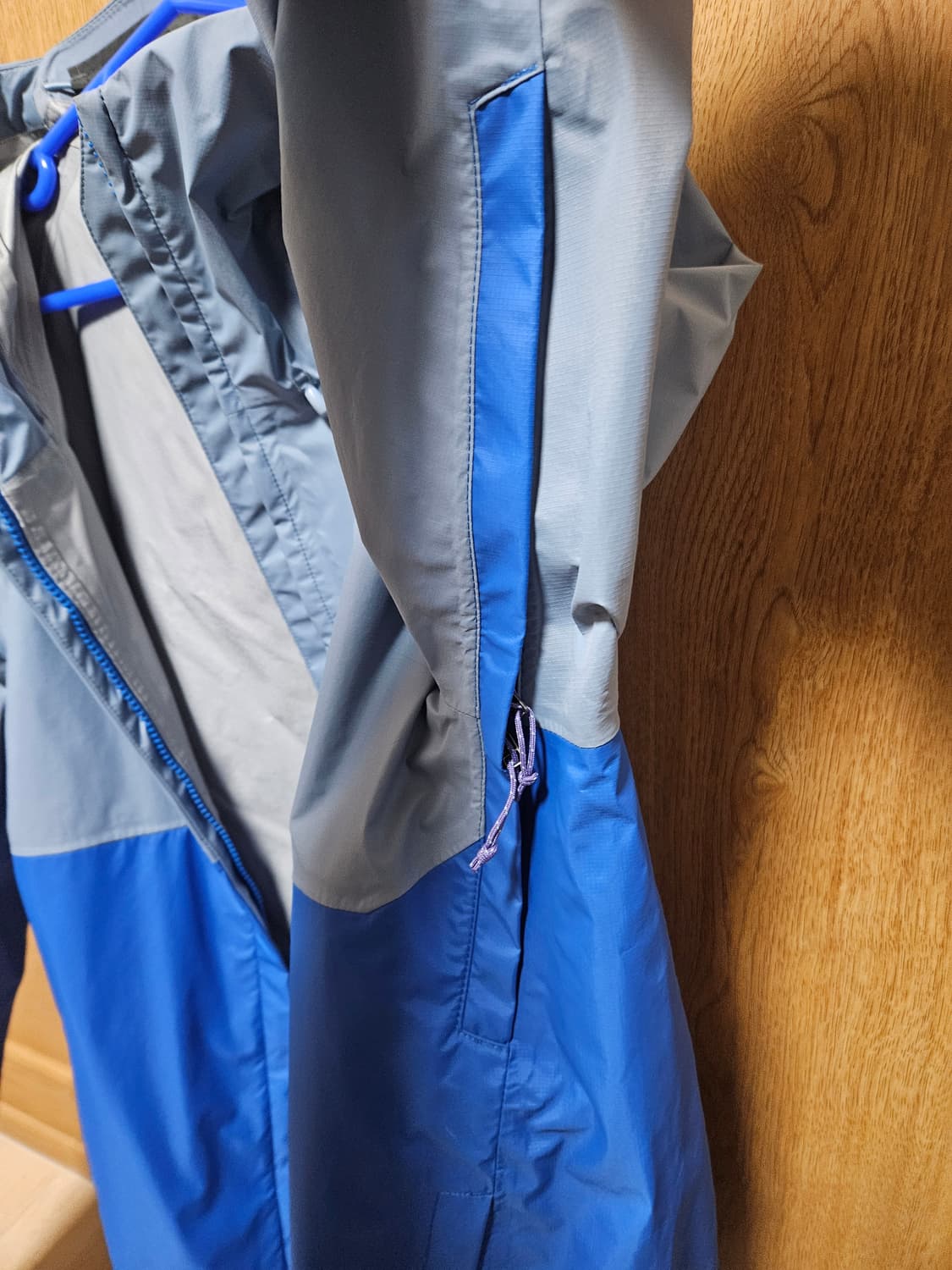 파타고니아 바람막이 블루/그레이 토렌쉘 자켓 상품이미지8