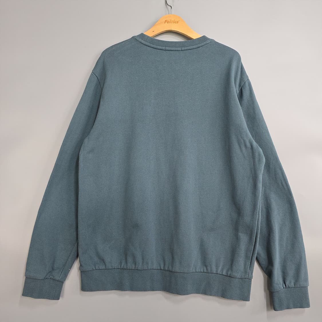 게스(Guess) 미니 로고 맨투맨 XL 상품이미지3