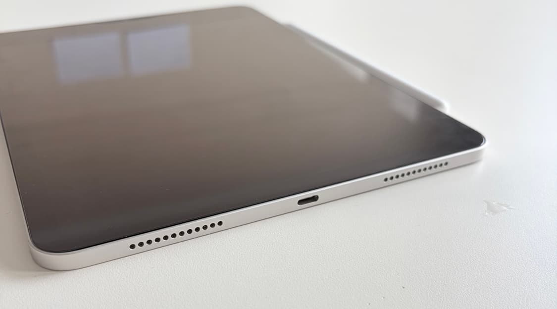 아이패드 에어 5세대 스타라이트 상품이미지3