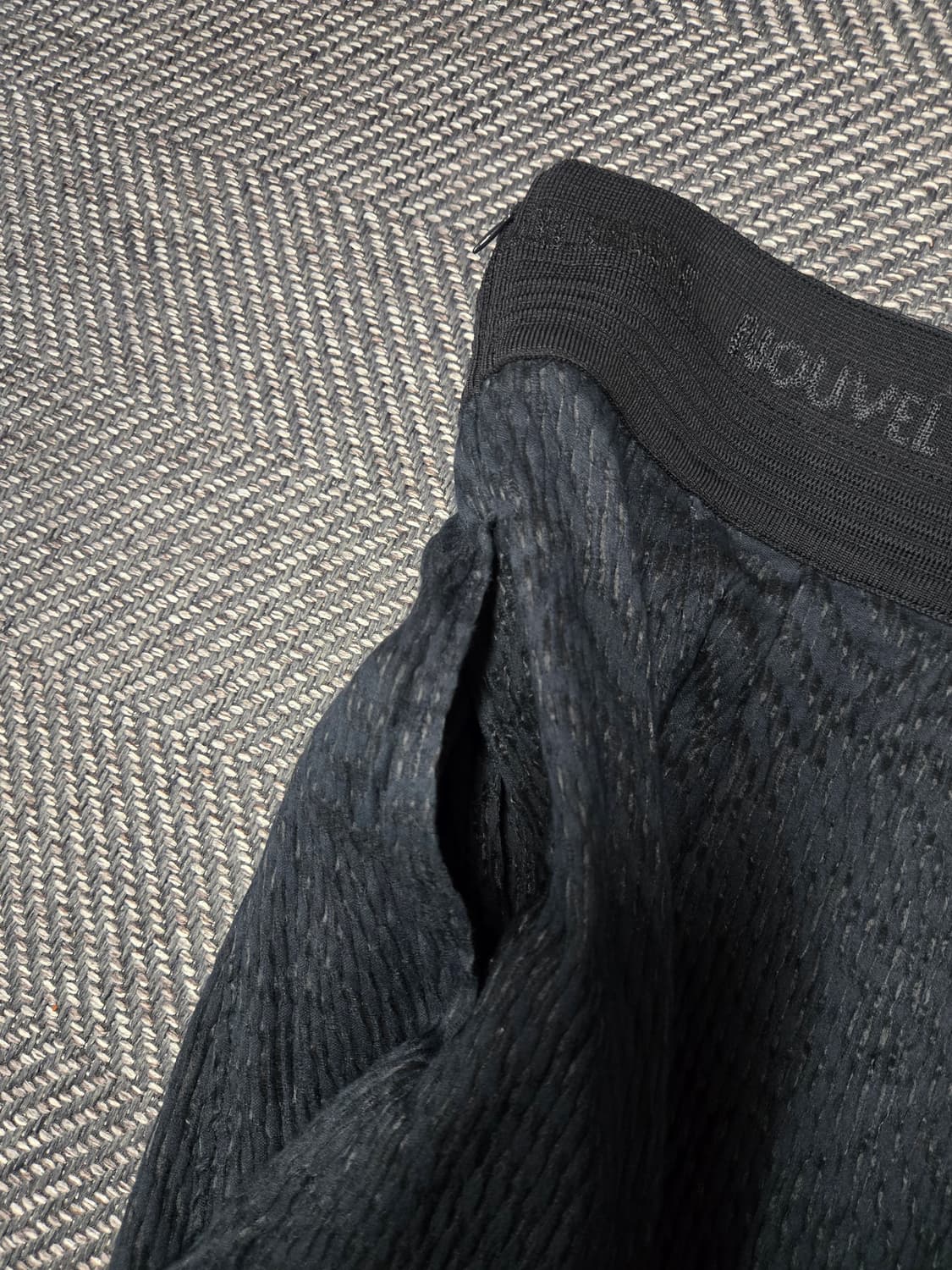 한섬 시스템 23ss SYSTEM 블랙 플레어 스커트 밴딩스커트 상품이미지4