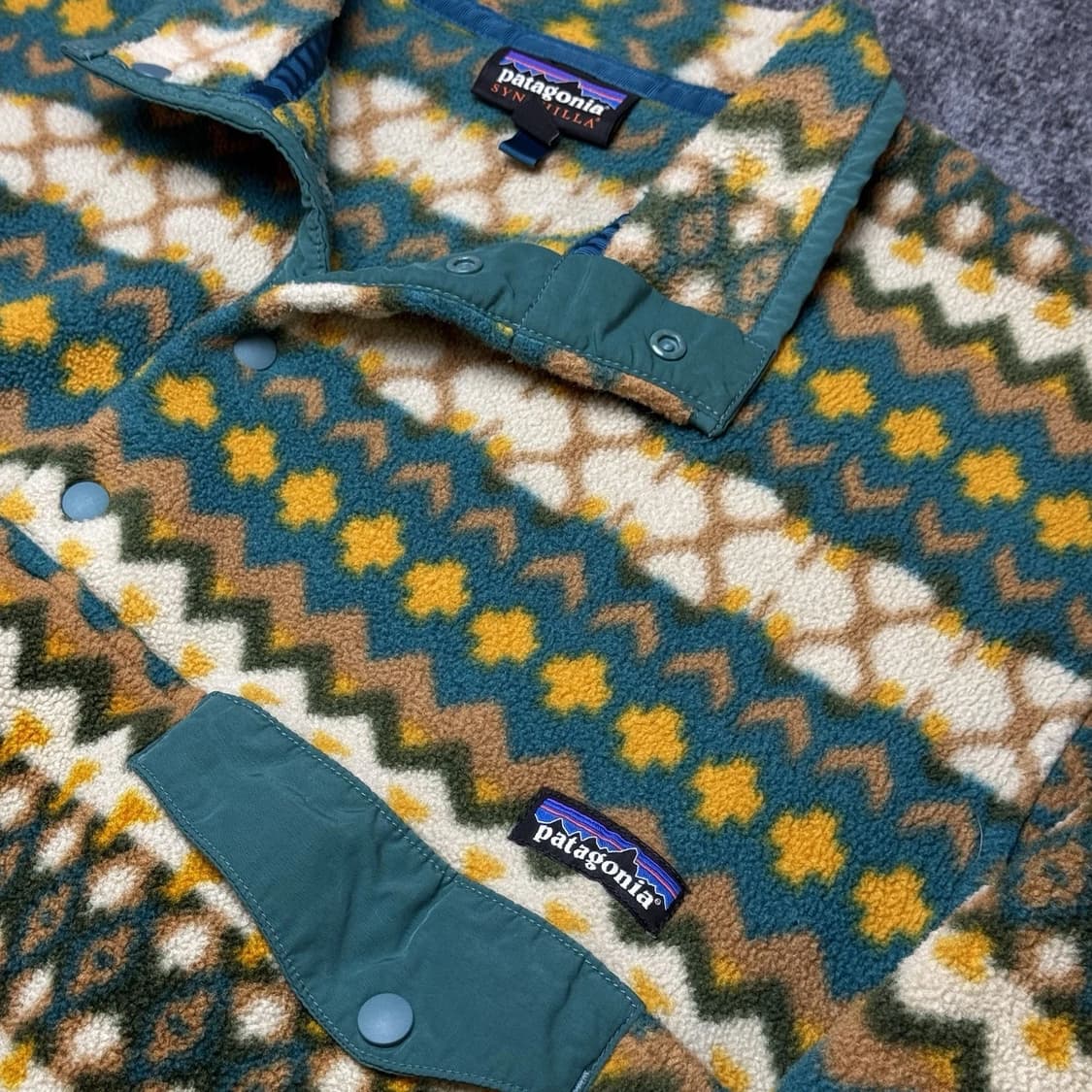 10s 파타고니아 신칠라 스냅-T 아즈텍 패턴 상품이미지2