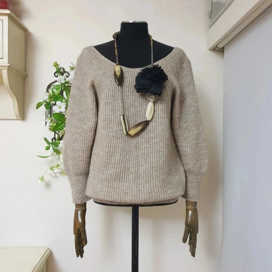 MARNI 마르니 쉬폰실크플라워 우드비즈 아크릴 조형장식 체인 목걸이 상품이미지4