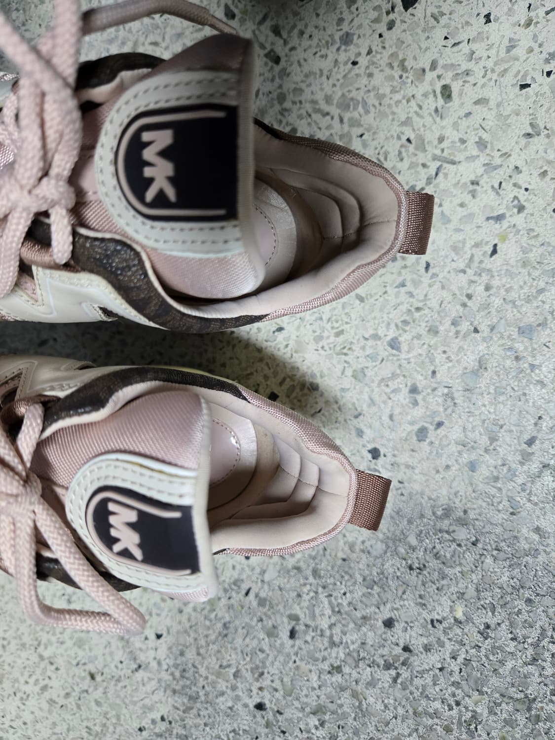 마이클코어스 올림피아 트레이너 스니커즈 6M 상품이미지7