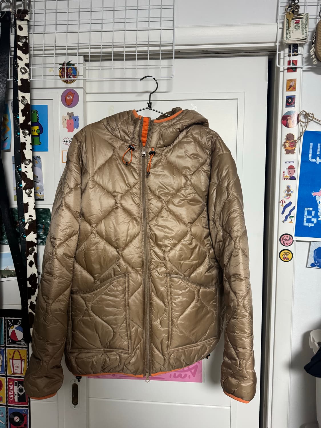 위캔더스 경량 패딩 판매 상품이미지1