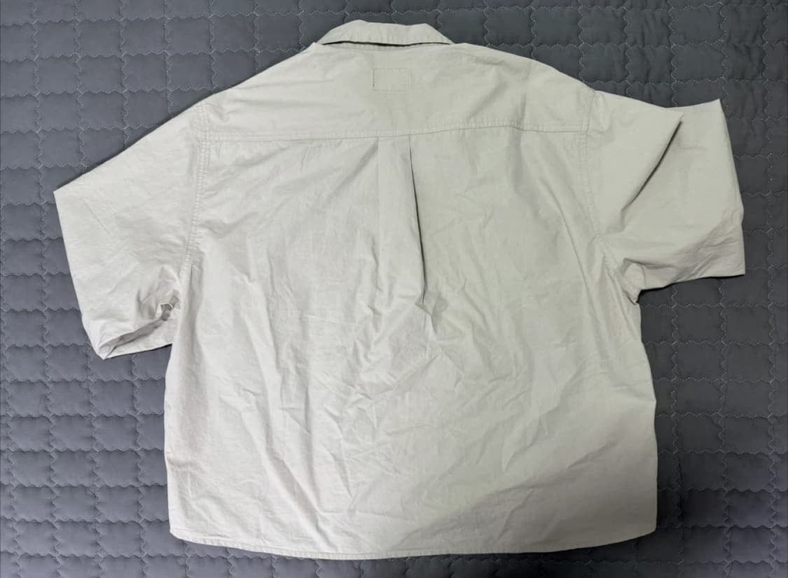 [새상품] 토피 셔츠 팝니다 (2장 가격입니다) 상품이미지2