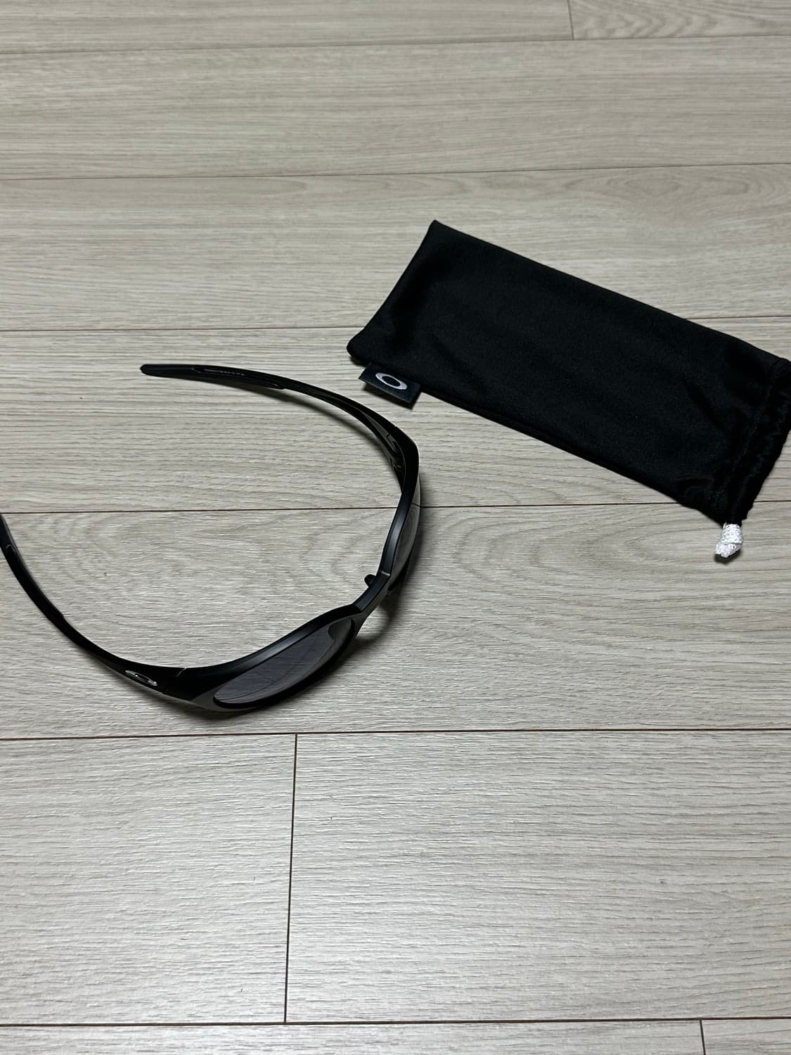 오클리 아이자켓 리덕스 매트 블랙 상품이미지1