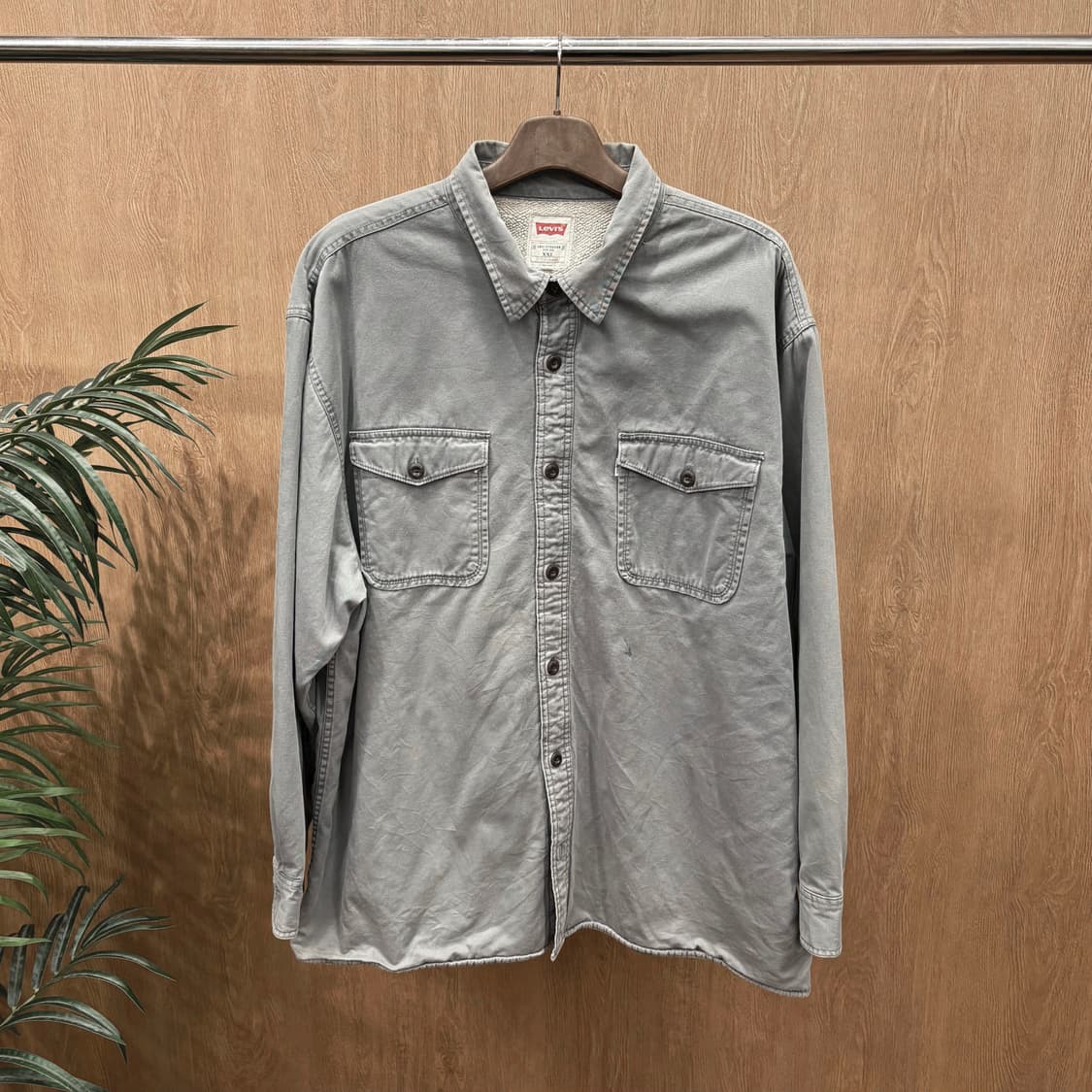 리바이스 셔츠 자켓 쉐르파 안감 플랩 포켓 디테일 레귤러핏 그레이 상품이미지1