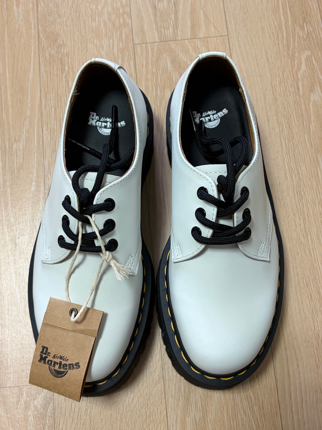 닥터마틴 1461 쿼드 스무스 레더 플랫폼 화이트(250) 상품이미지2