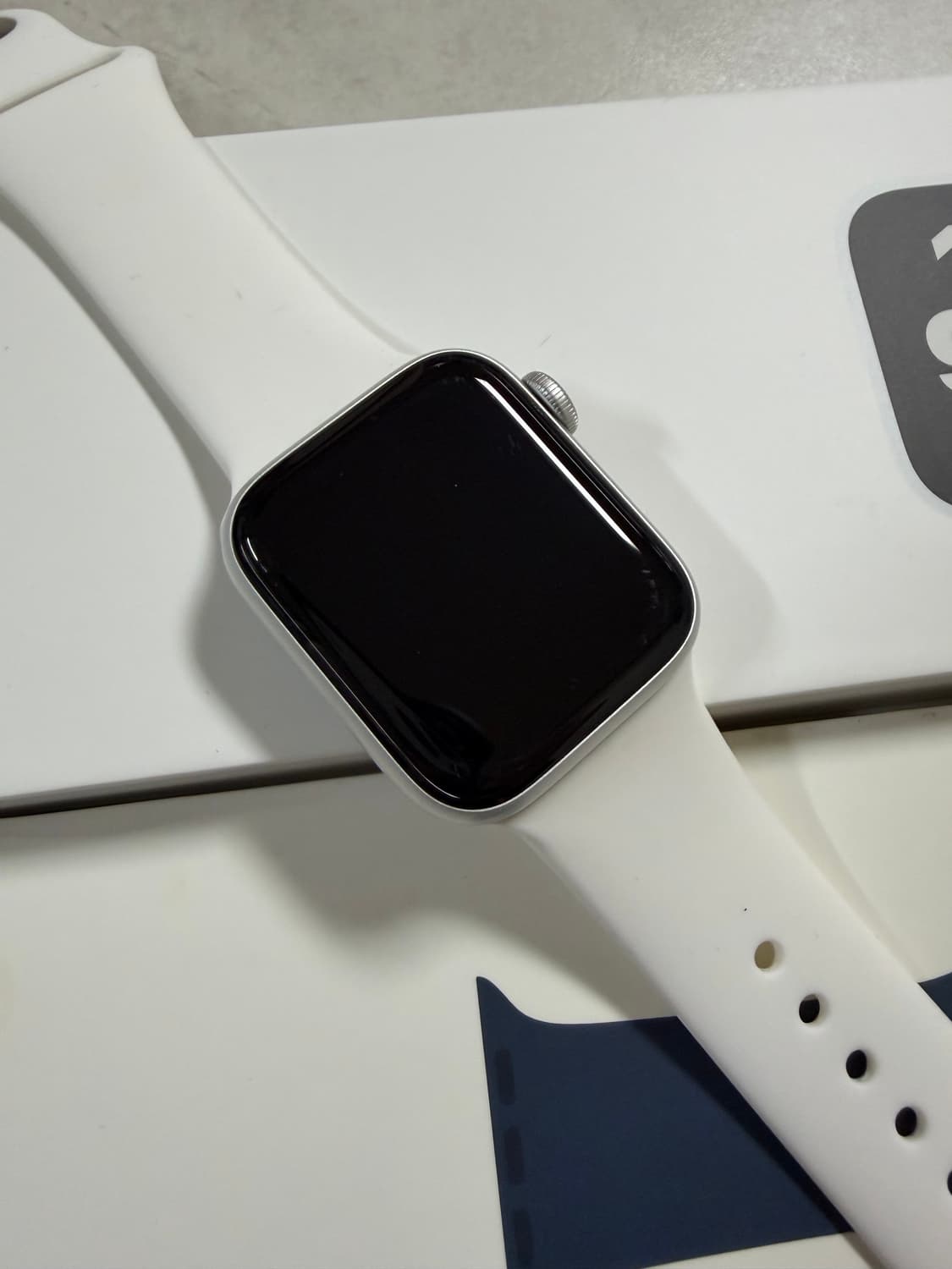 애플워치 se 40mm 상품이미지2