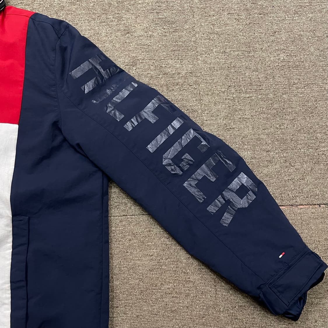 (XL) Tommy 타미힐피거 바람막이 자켓  상품이미지5