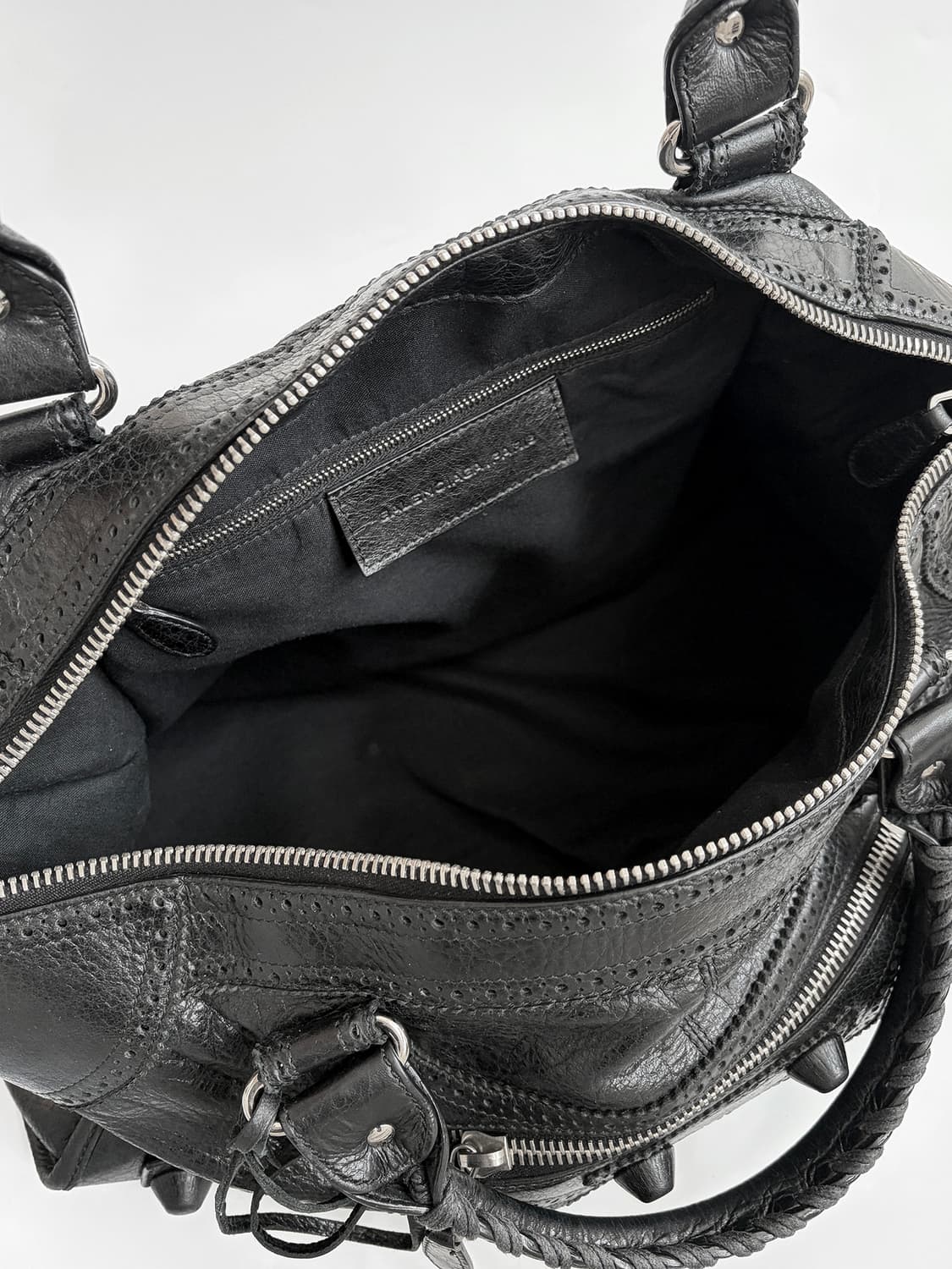 발렌시아가 클래식 커버징 워크백 판매합니다. 상품이미지6