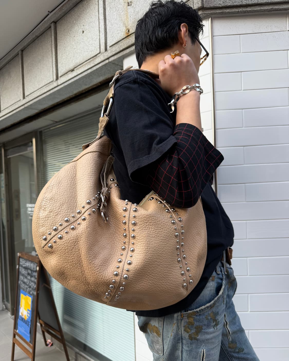 돌체앤가바나 스터디드 레더 숄더백 상품이미지2