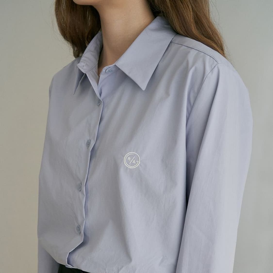 URAGO 유라고 로고 클래식 셔츠(연보라) 상품이미지2