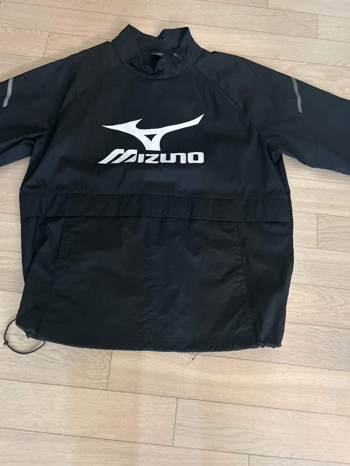 미즈노 바람막이 L 상품이미지1