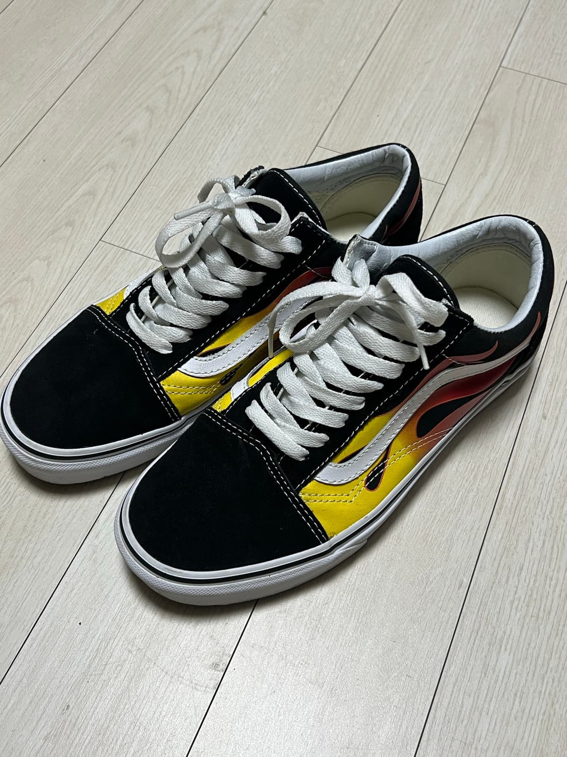 반스 올드스쿨 플레임 255사이즈 상품이미지1