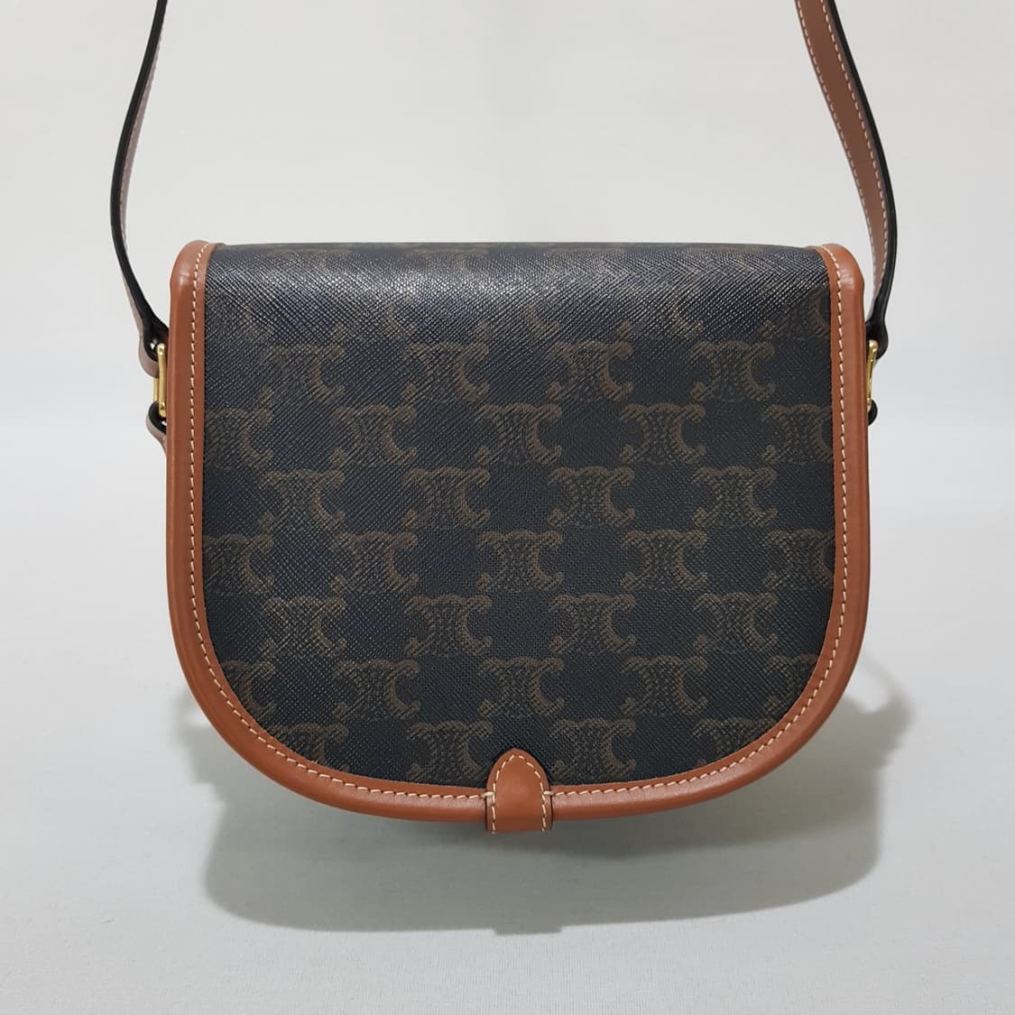 셀린느 폴코백 미디움 크로스백 상품이미지4