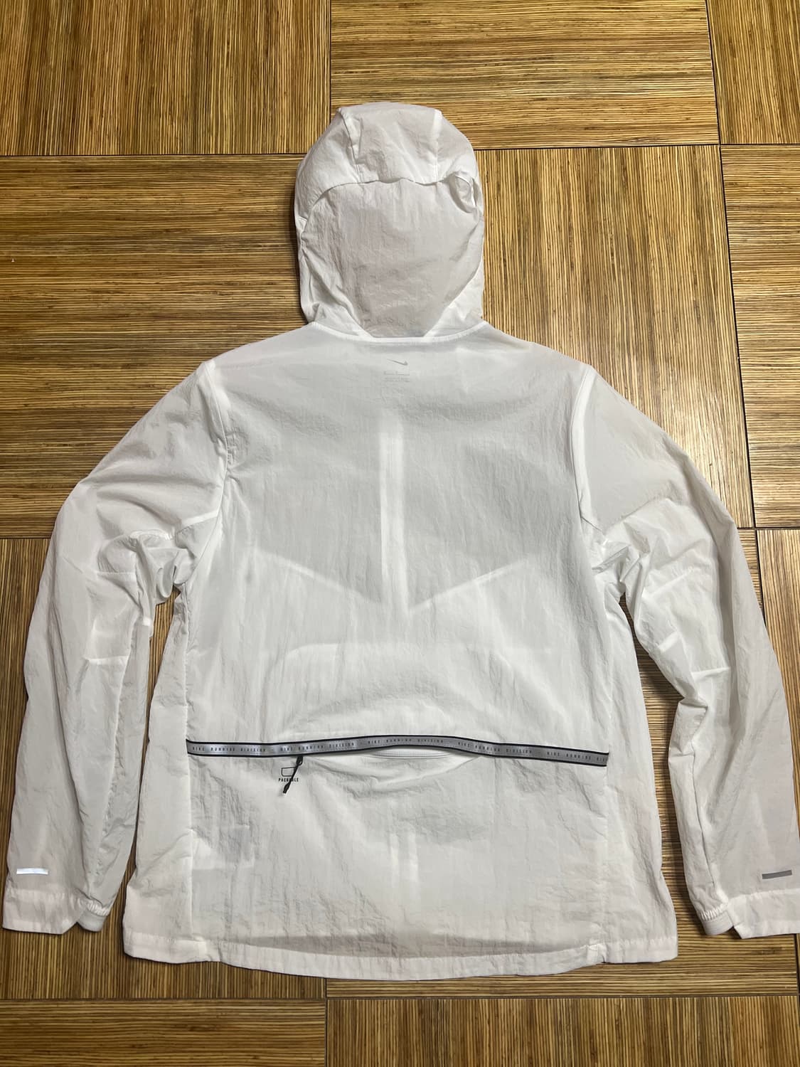 나이키 러닝 자켓 화이트 국내 L 상품이미지2