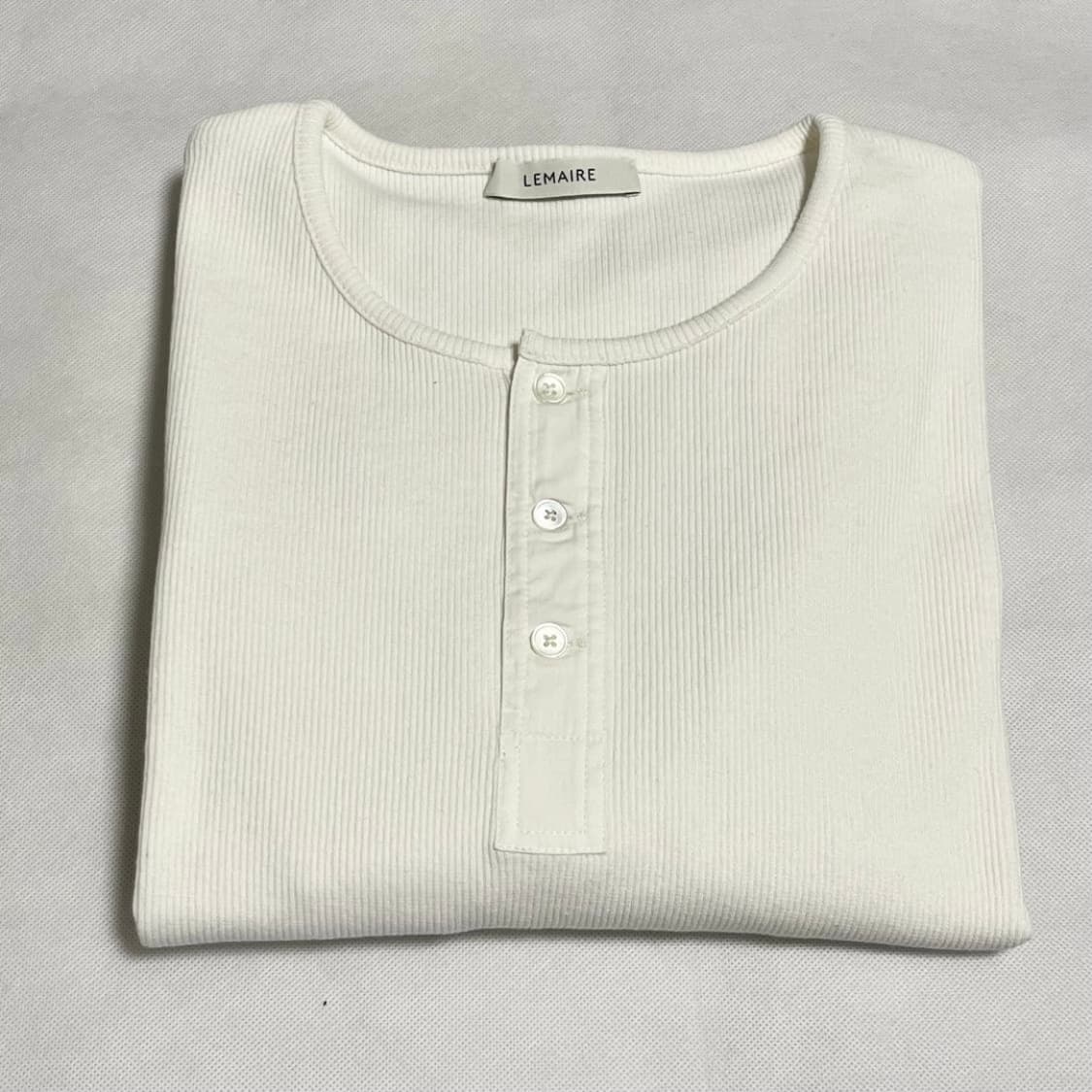 [L,XL]르메르 26ss RIB HENLEY 헨리 탑/밀크 상품이미지4