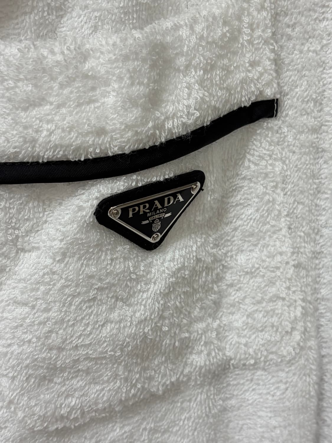 프라다 화이트 로브가운 M size 상품이미지4