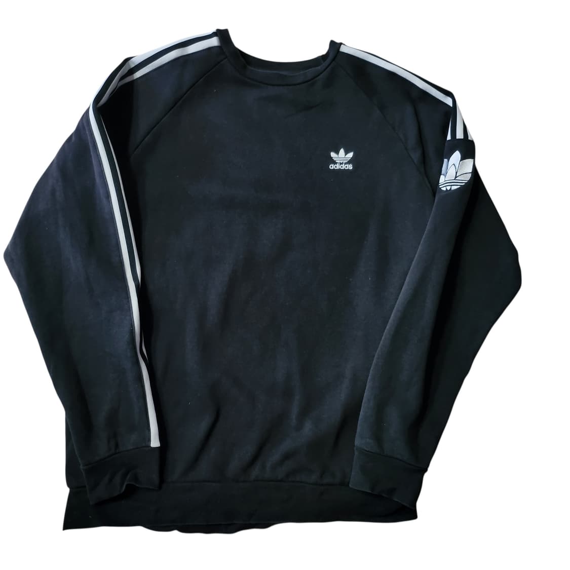 아디다스 맨투맨 상품이미지1