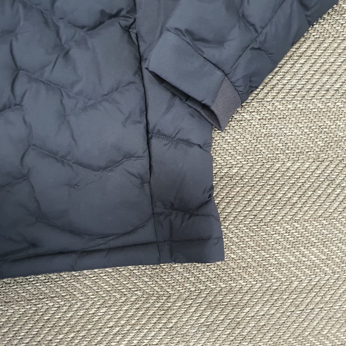미착용 경량패딩 남자110 상품이미지4
