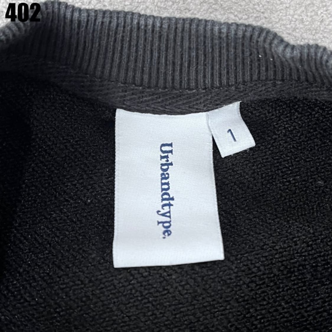 선데이 러닝 클럽 맨투맨  상품이미지2