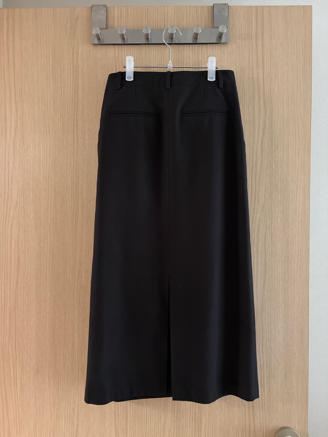 롱스커트 Maxi wool skirt in black 상품이미지3