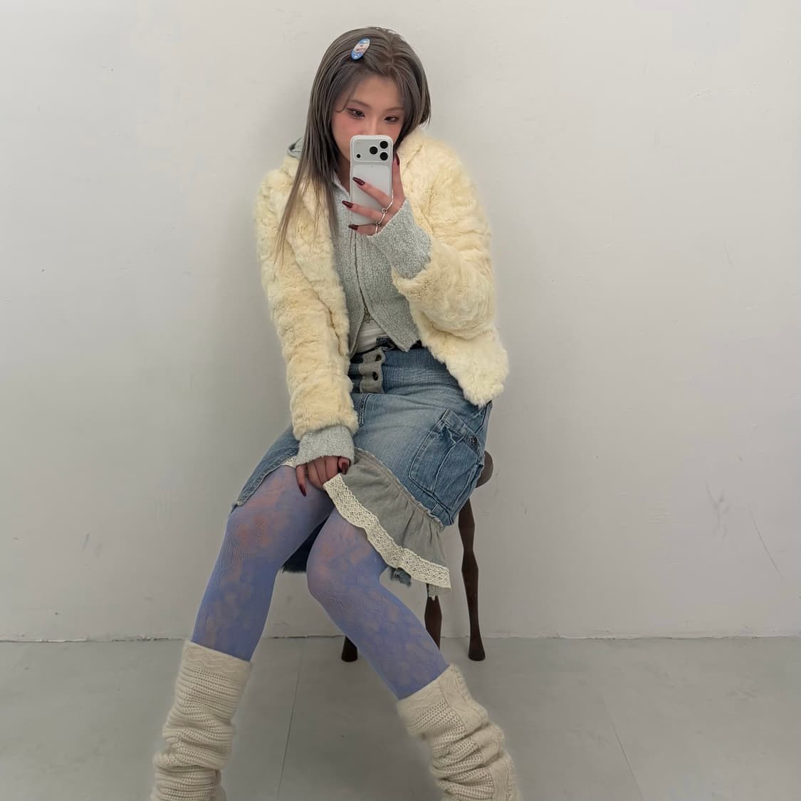 스웻 프릴 디테일 데님 패치 스커트 상품이미지5