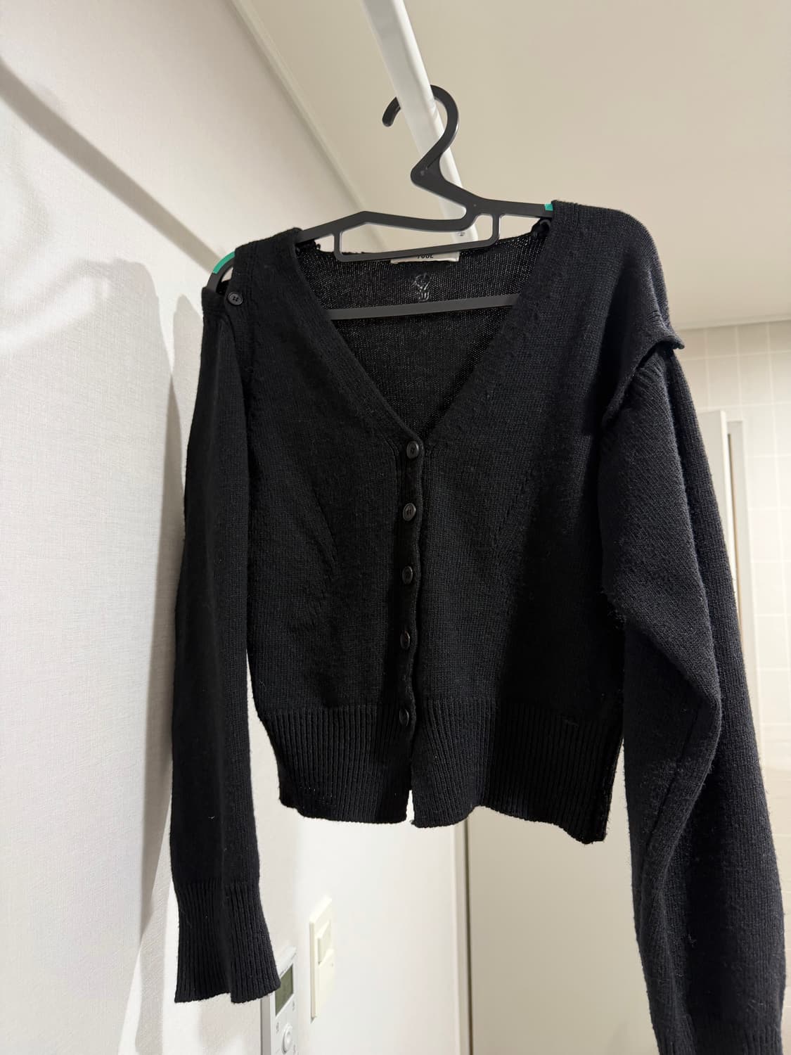 Yuse 유즈 캐시미어 숄더 컷 가디건 상품이미지3