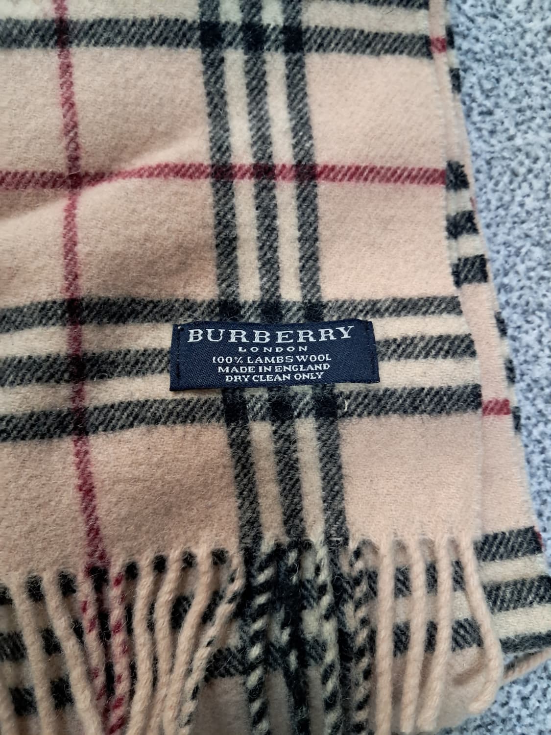 버버리 클래식체크 머플러 상품이미지2