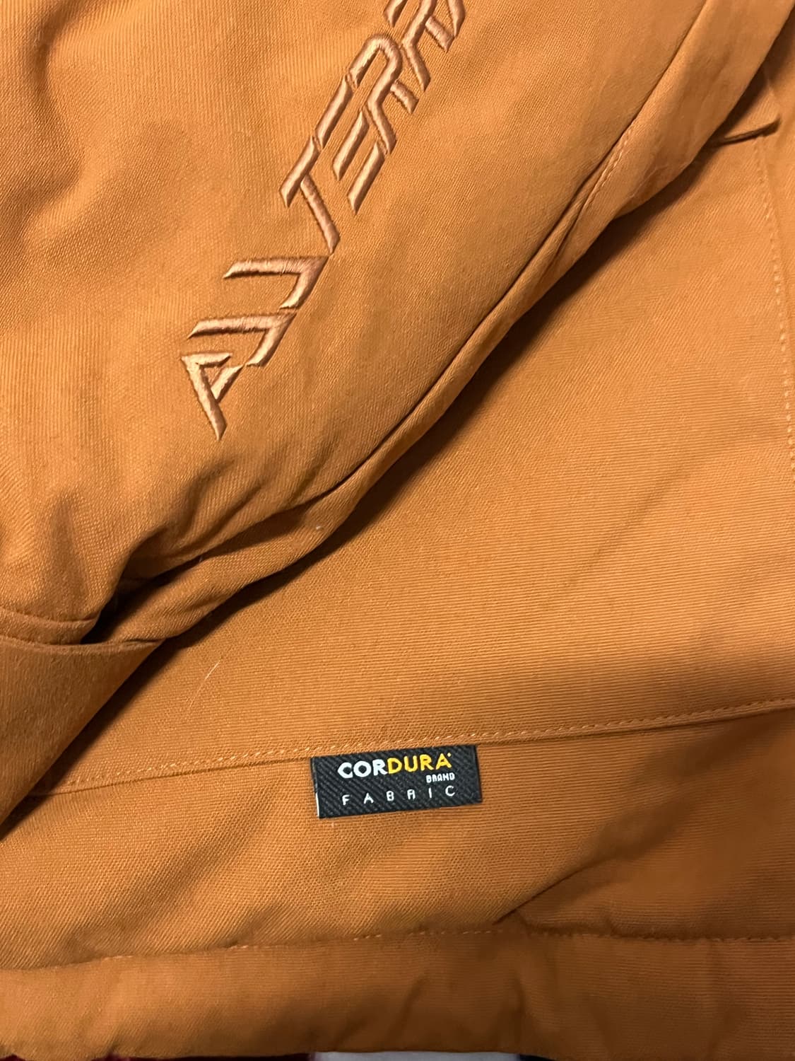 뉴발란스 케이브 코듀라 구스다운 자켓 105 상품이미지5