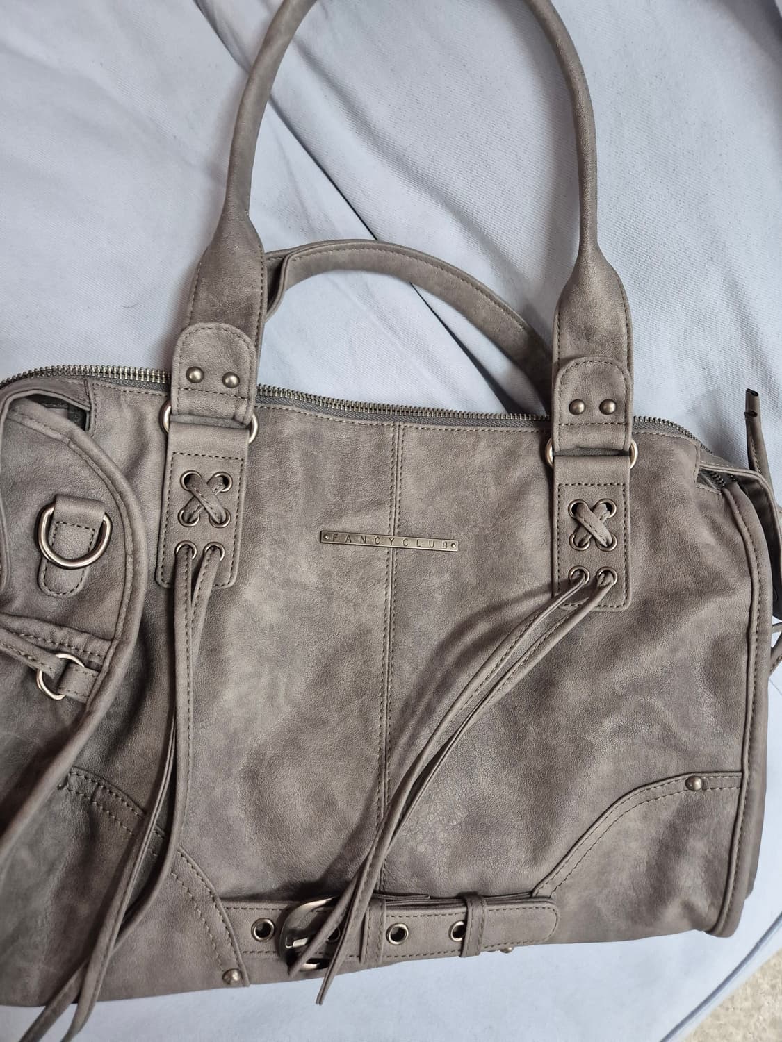 팬시클럽 벨티드 워싱 레더백 상품이미지3