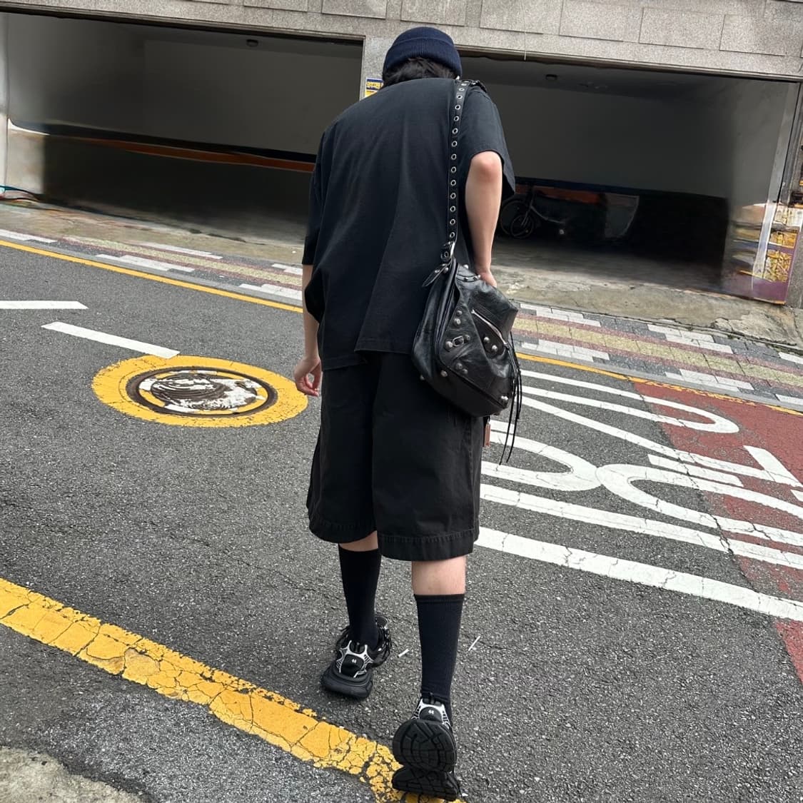 [34] 라프시몬스 플리츠 버뮤다 팬츠 블랙 상품이미지9