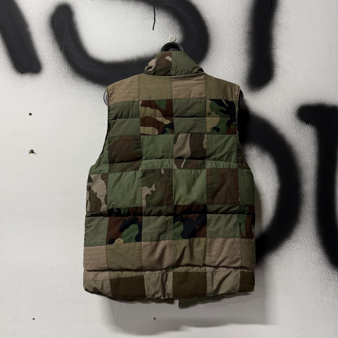 Aspesi Blu & co 아스페시 카모 패치워크 다운 베스트 상품이미지2