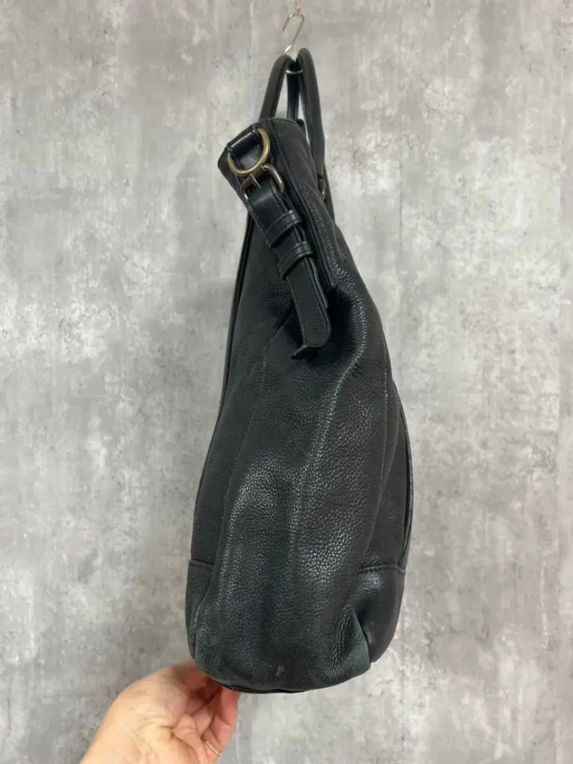 버버리 블랙라벨 소가죽 토트백 상품이미지3