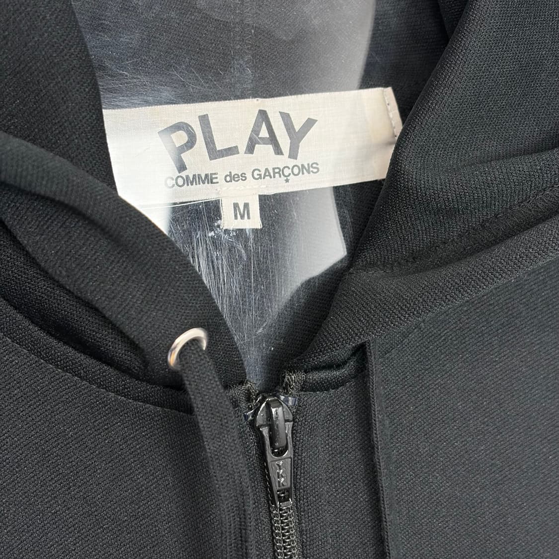 꼼데가르송 플레이 로고 후드 집업 자켓 상품이미지3