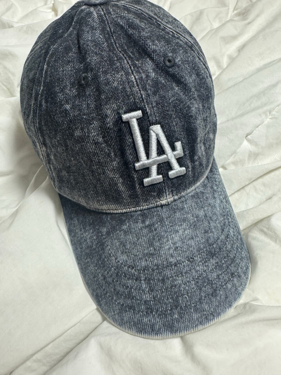 MLB 헤비 워싱 언스터럭쳐 볼캡 챠콜 그레이 상품이미지4