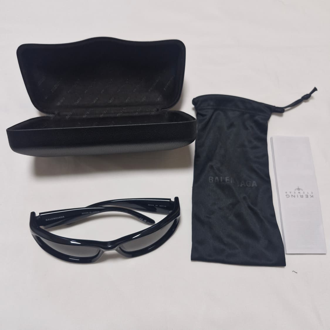 발렌시아가 스위프트 오발 선글라스 블랙 상품이미지4