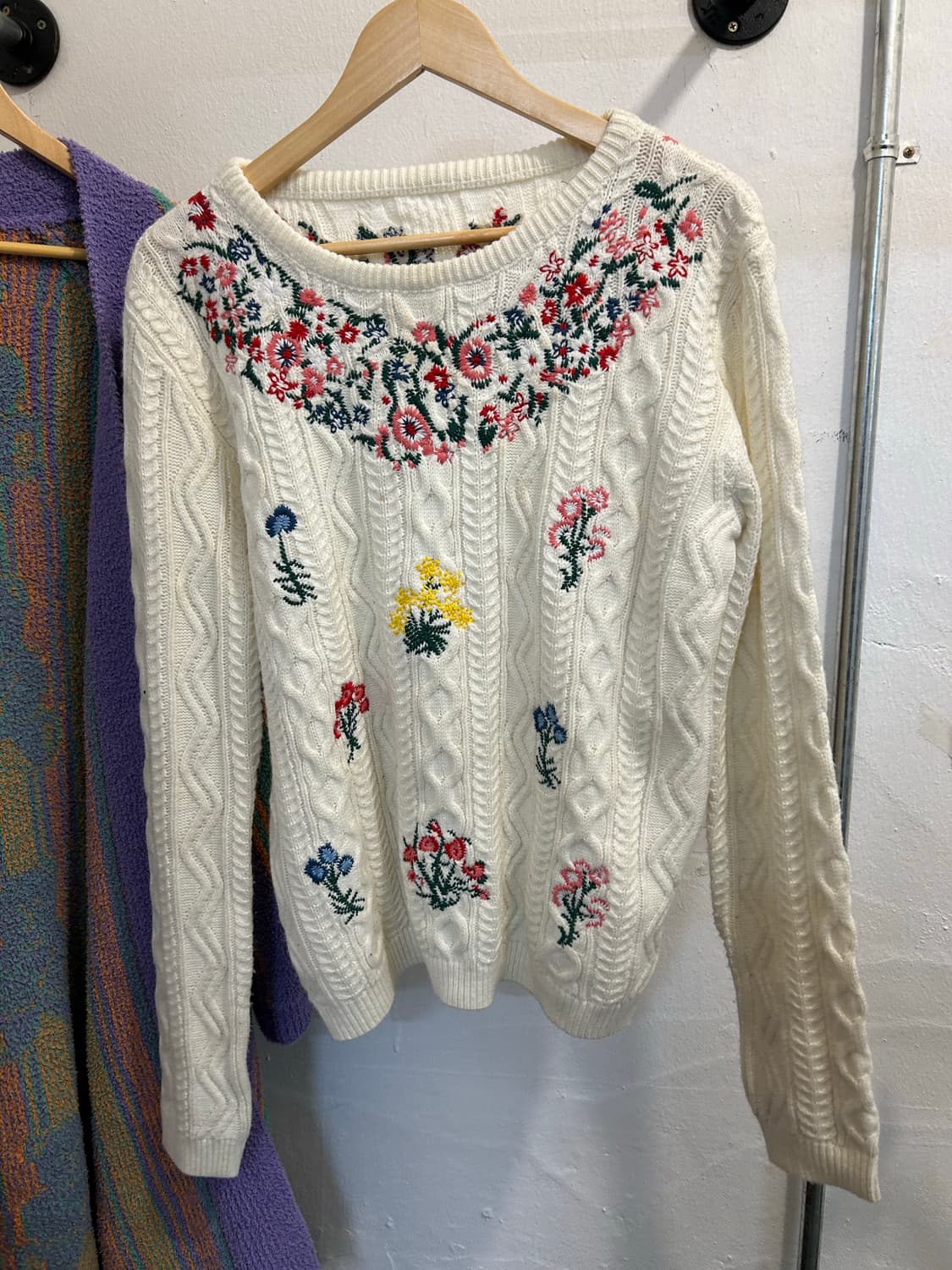 빈티지 케이블 꽃자수 니트 상품이미지5