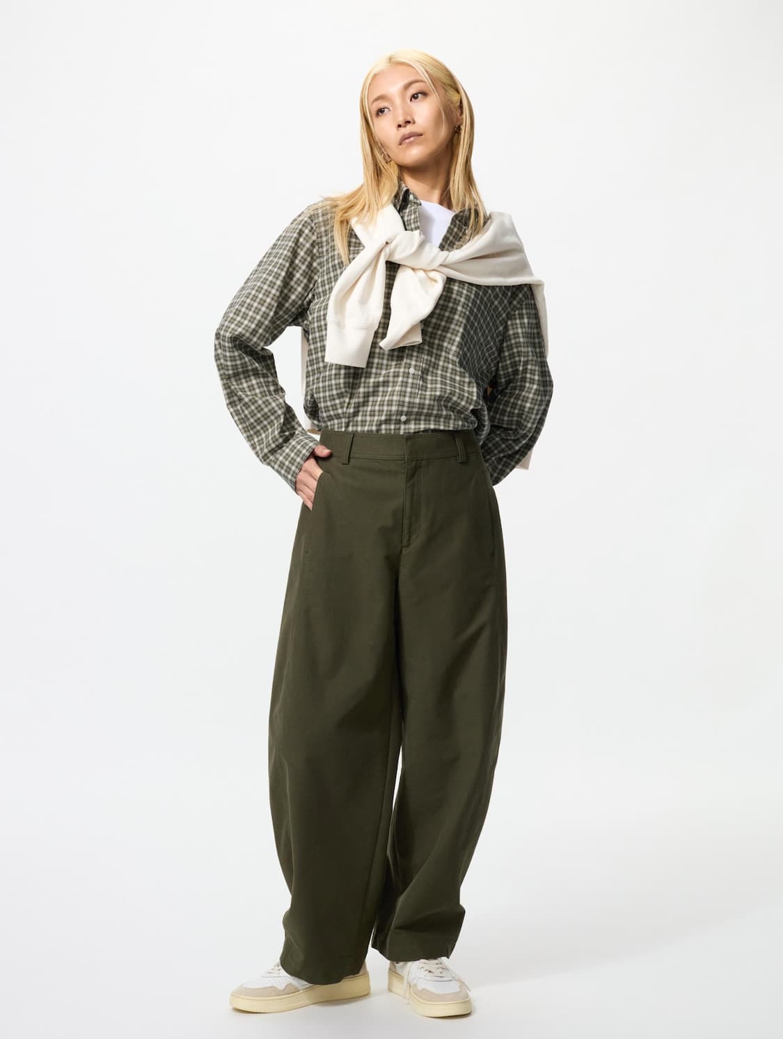 (미착용 새상품) 유니클로 저지배럴레그팬츠 (카키) (s) 상품이미지1