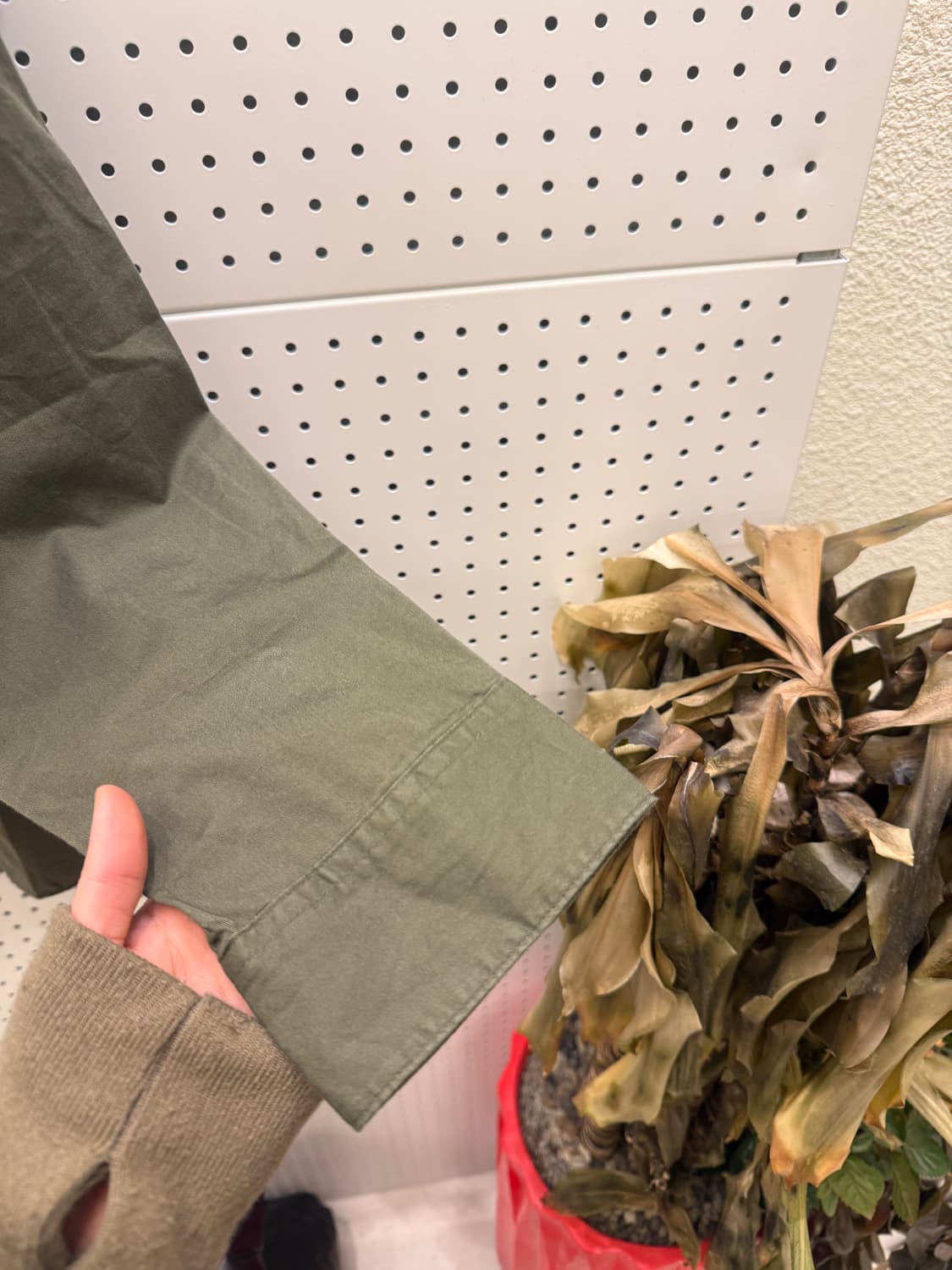 칼하트 버튼다운 포켓 워크 셔츠 그린 U173 상품이미지3