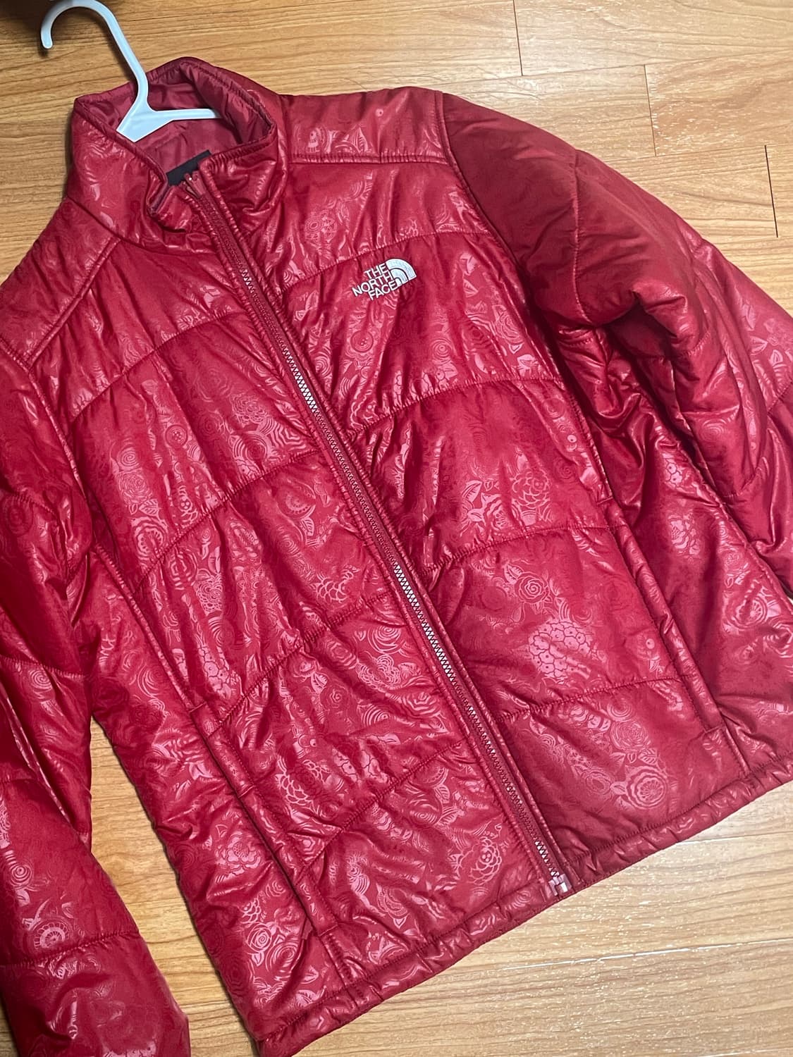 노스페이스 경량패딩 상품이미지1