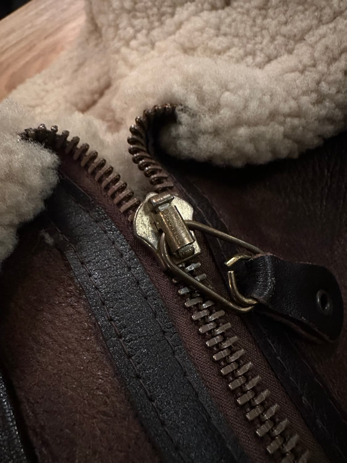 USA AVIREX 아비렉스 B-3 무스탕 가죽 자켓 상품이미지7